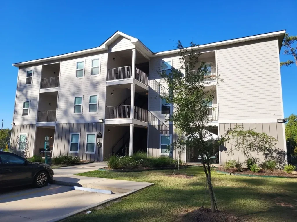 Luxury Living in Mandeville: Discover the Modern Comfort and
