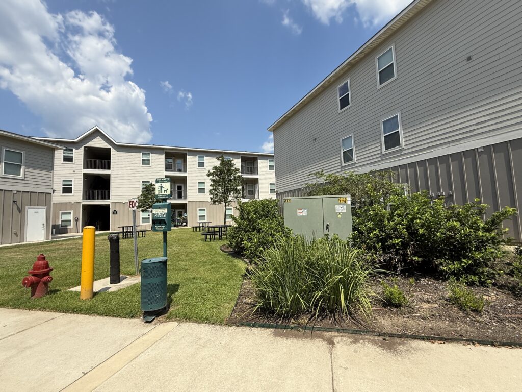 Pet friendly apartments Mandeville LA